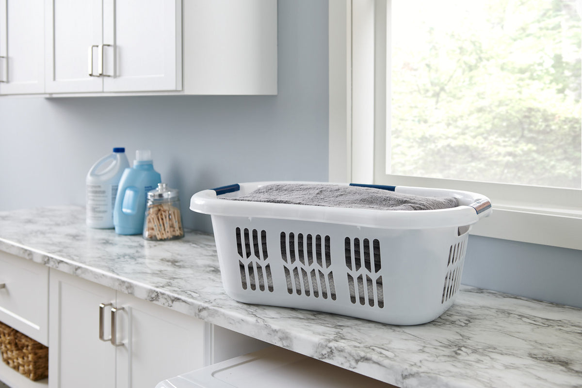 Hip-Hugger® Laundry Basket - US 06350