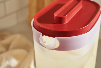 Compact Pitcher, Plastic Pitcher with Lid - US 62381