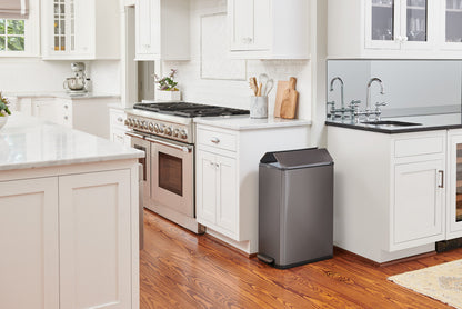 Elite™ Slim Step-On Trash Can - US 22862