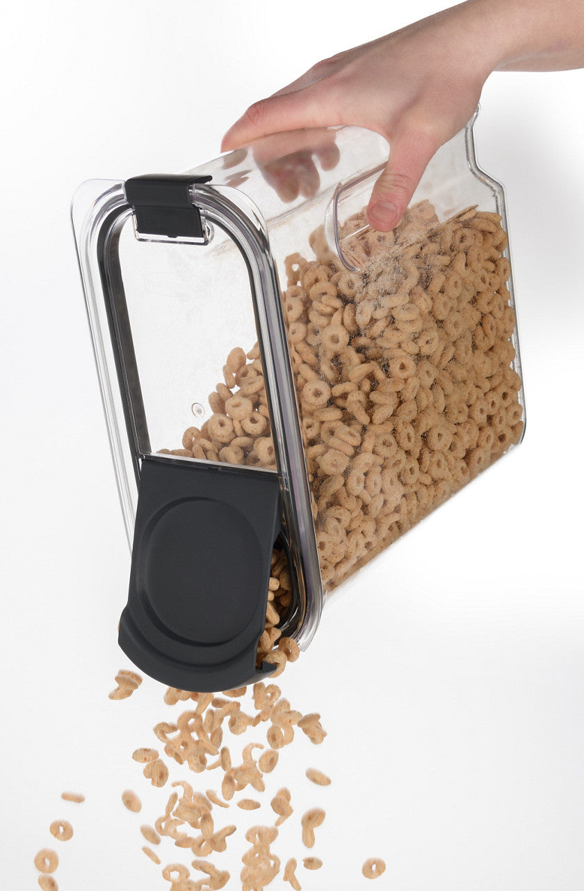 Brilliance™ Pantry Cereal Keeper, 18-Cup Airtight Cereal Container - US 31166