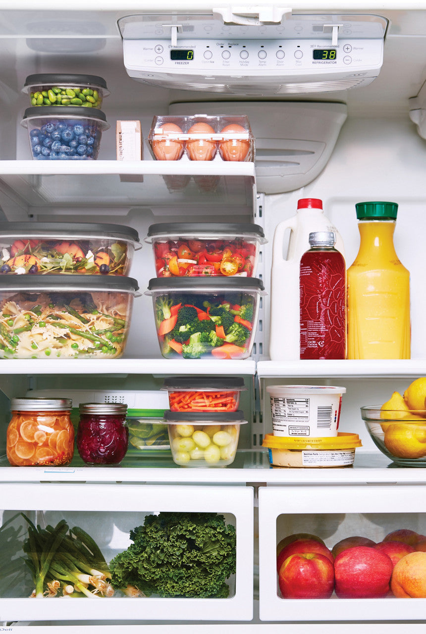 EasyFindLids™ Food Storage Container Set with SilverShield® Antimicrobial Product Protection - US 08621